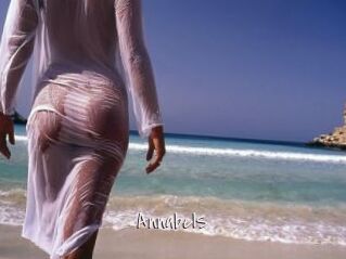 AnnabelS