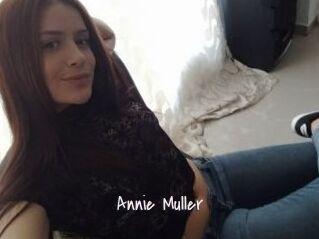Annie_Muller
