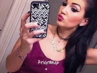 AriGrande