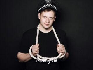 Adamgrom