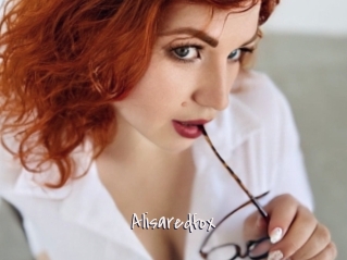 alisaredfox Commando Sexy