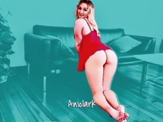 aniclark Commando Sexy