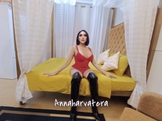 annaharvatera Commando Sexy