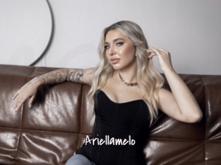 ariellamelo Commando Sexy