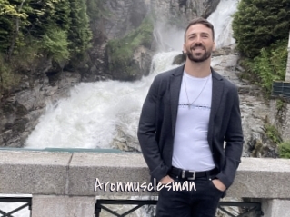 Aronmusclesman