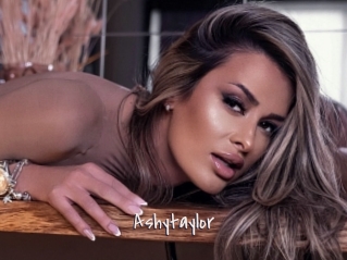 ashytaylor Commando Sexy
