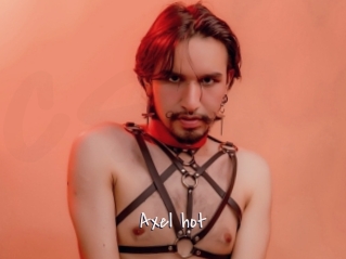 Axel_hot