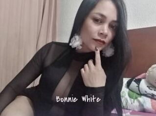 Bonnie_White