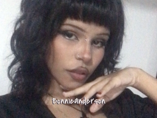 bonnieanderson Commando Sexy
