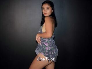 CleoTyler Commando Sexy