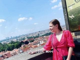Capricious_miss