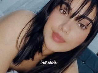 conniele Commando Sexy