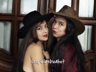 Couplelesbicahot