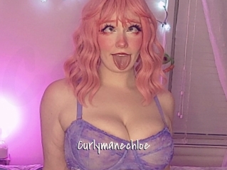 Curlymanechloe