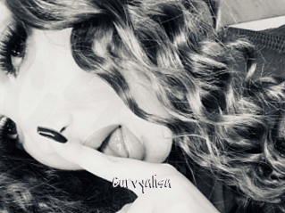 Curvyalisa