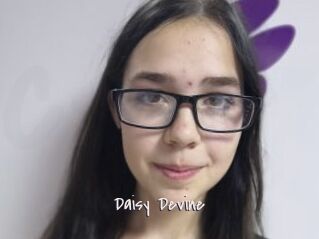 Daisy_Devine