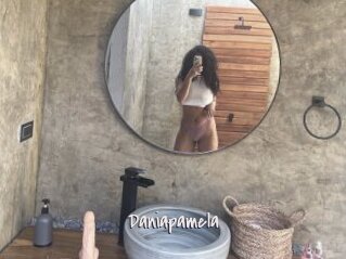 Daniapamela