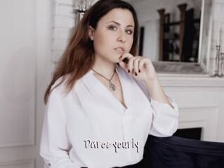 Darceycurly