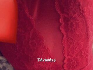 Daviniaxx