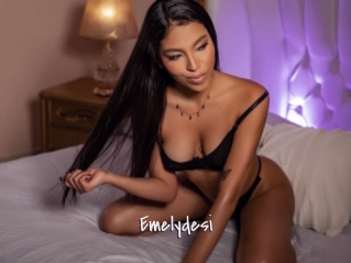 emelydesi Commando Sexy