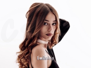 emilliafox Commando Sexy