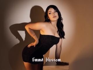 Emma_blossom