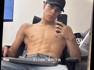 ethan_martin Commando Sexy