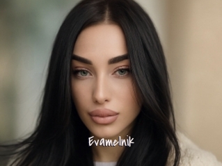 evamelnik Commando Sexy