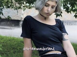 Greta_in_wonderland
