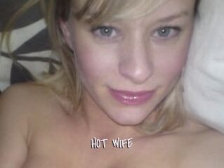 HOT_WIFE