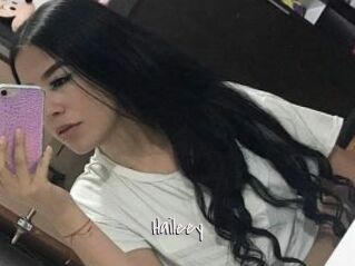 Haileey Commando Sexy