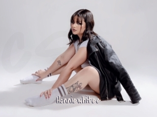 Honniewhitee
