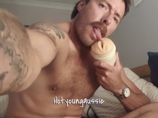 Hotyoungaussie