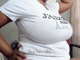 hugetits38hh Commando Sexy