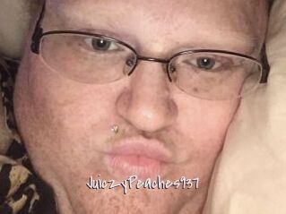 JuiczyPeaches937