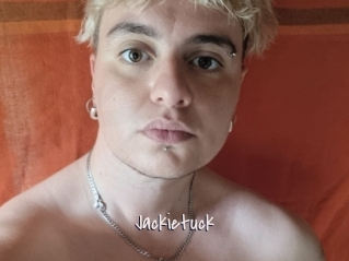 Jackietuck