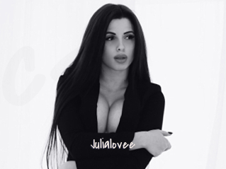 Julialovee