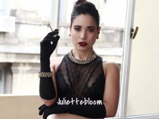 juliettebloom Commando Sexy