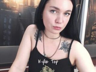 Kylie_Top
