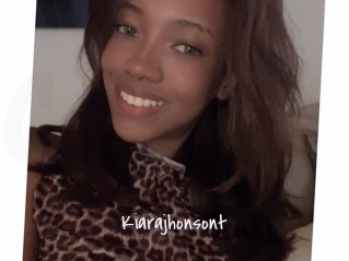 kiarajhonsont Commando Sexy