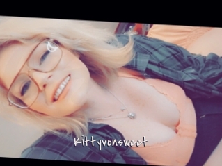 kittyvonsweet Commando Sexy