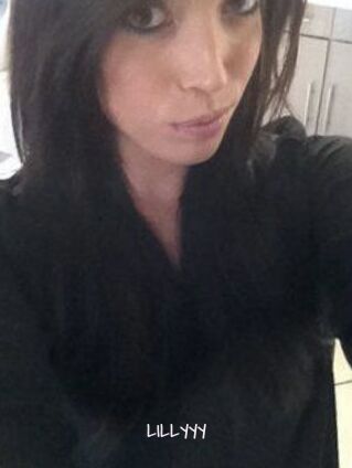 LILLYYY