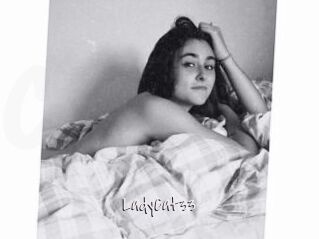 LadyCat33