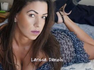 Larissa_Daniels