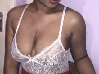Leca Commando Sexy