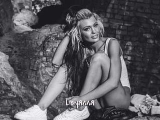 Leyanna Commando Sexy