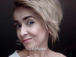 LillyModeel Commando Sexy