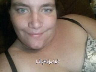 LillyWideCut
