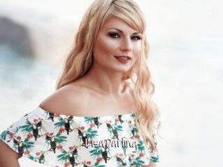 Lisa_Darling