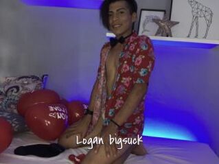 Logan_bigsuck Commando Sexy